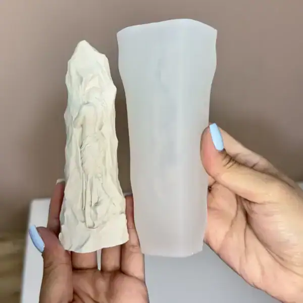 قالب سیلیکونی بنای مادر هنرمند قالب سیلیکونی بنای مادر هنرمند