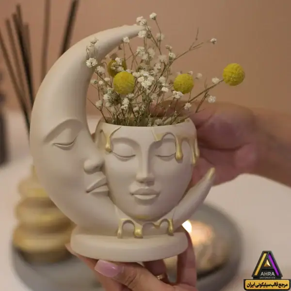 قالب سیلیکونی بوسه ماه قالب سیلیکونی بوسه ماه