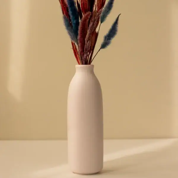 قالب سیلیکونی گلدان نویا خروجی قالب سیلیکونی گلدان نویا پس از قالبگیری با پودر هنری