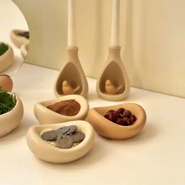 قالب سیلیکونی ظرف هفتسین دفرمه خروجی قالب سیلیکونی ظرف هفتسین دفرمه پس از قالبگیری