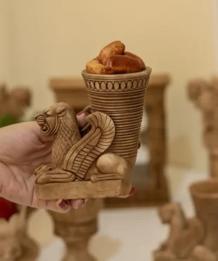 قالب سیلیکونی هفتسین تکوک هخامنشی ساختهشده توسط مجموعه اهرا دکوراتیو