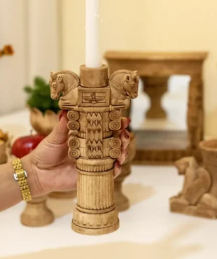 قالب سیلیکونی شمعدان ستون تخت جمشید ساختهشده توسط مجموعه اهرا دکوراتیو