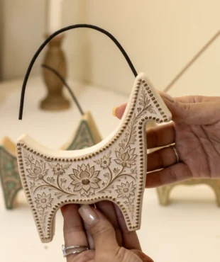 خروجی رنگ و پتینه شده قالب سیلیکونی جاعودی مدل پازن (طرح بز باستانی)